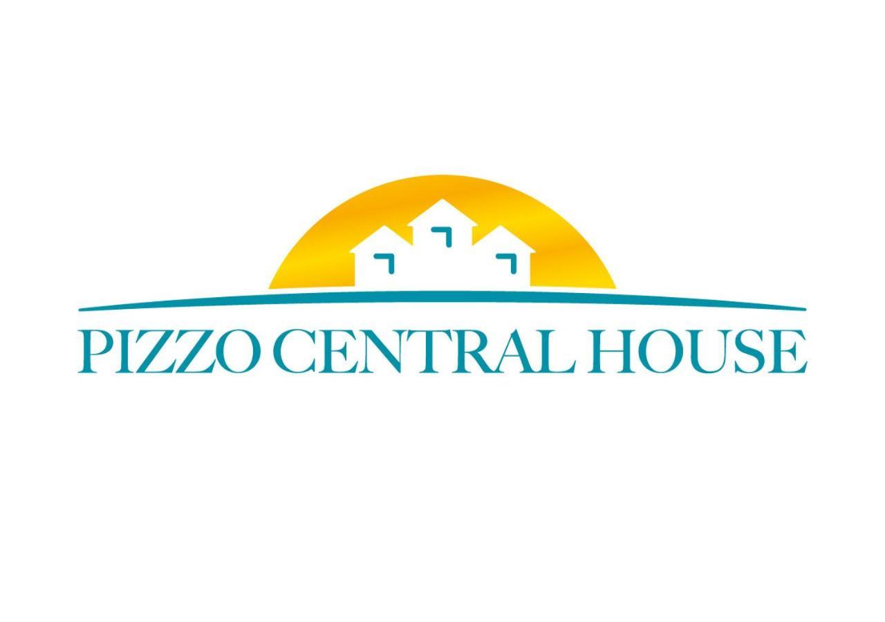 Pizzo Central House Bagian luar foto