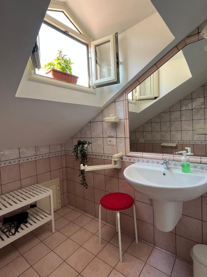 Pizzo Central House Bagian luar foto