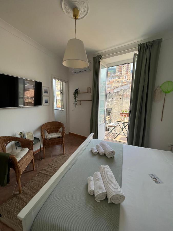 Pizzo Central House Bagian luar foto